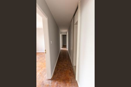 Corredor de apartamento à venda com 3 quartos, 140m² em Perdizes, São Paulo