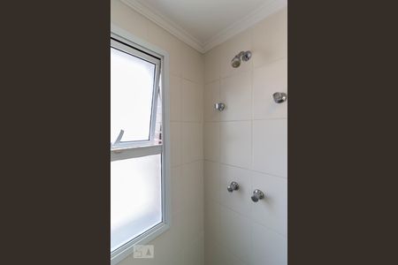 Apartamento para alugar com 62m², 2 quartos e 2 vagasBanheiro