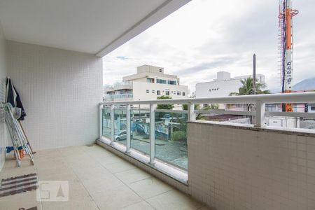 Apartamento para alugar com 83m², 2 quartos e 2 vagas Apartamento para alugar com 83m², 2 quartos e 2 vagasVaranda