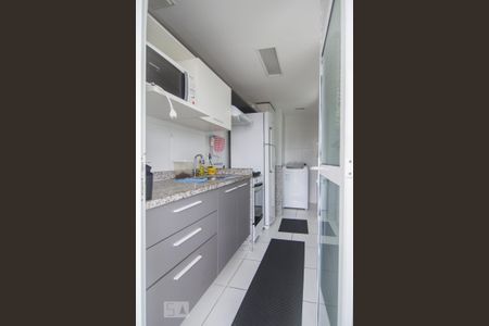 Cozinha de apartamento para alugar com 2 quartos, 83m² em Recreio dos Bandeirantes, Rio de Janeiro