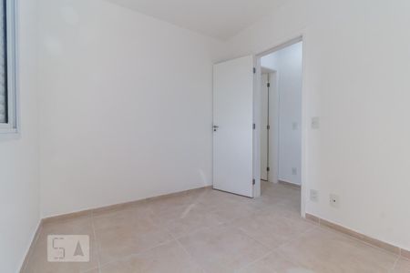 Quarto de apartamento para alugar com 2 quartos, 61m² em Jardim Tupanci, Barueri