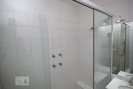 Apartamento à venda com 86m², 2 quartos e 1 vagaBanheiro 