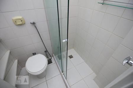 Apartamento à venda com 86m², 2 quartos e 1 vagaBanheiro 2