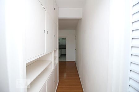 Apartamento à venda com 86m², 2 quartos e 1 vagaCorredor