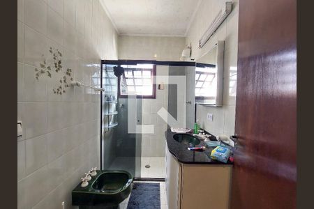 Casa à venda com 500m², 6 quartos e 6 vagasBanheiro 2