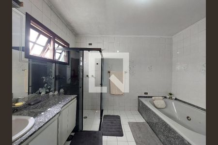 Casa à venda com 500m², 6 quartos e 6 vagasBanheiro 3