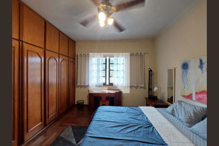 Casa à venda com 500m², 6 quartos e 6 vagasQuarto 2