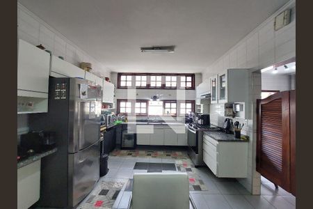 Casa à venda com 500m², 6 quartos e 6 vagasCozinha