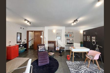 Casa à venda com 500m², 6 quartos e 6 vagasSala Lofit