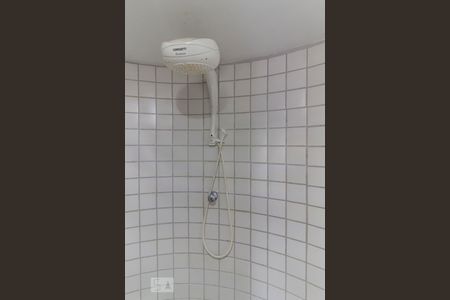 Casa à venda com 300m², 4 quartos e 4 vagasBanheiro suíte 2