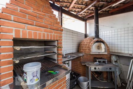 Casa à venda com 300m², 4 quartos e 4 vagasVaranda fundos