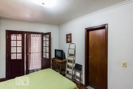 Casa à venda com 300m², 4 quartos e 4 vagasSuíte 1