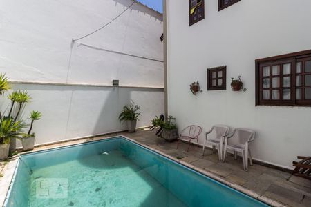 Casa à venda com 300m², 4 quartos e 4 vagasPiscina