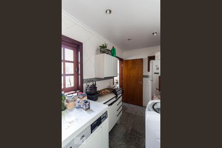 Casa à venda com 300m², 4 quartos e 4 vagasÁrea de serviço