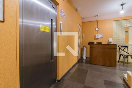 Apartamento à venda com 80m², 2 quartos e 1 vagaHall social