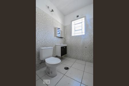 Casa à venda com 90m², 2 quartos e sem vagaBanheiro 02