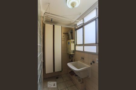 Apartamento à venda com 78m², 3 quartos e 2 vagas Apartamento à venda com 78m², 3 quartos e 2 vagasÁrea de Serviço