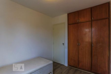 Apartamento à venda com 78m², 3 quartos e 2 vagas Apartamento à venda com 78m², 3 quartos e 2 vagasQuarto 2 Armário