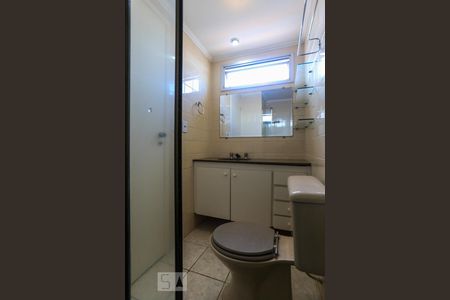 Apartamento à venda com 78m², 3 quartos e 2 vagas Apartamento à venda com 78m², 3 quartos e 2 vagasBanheiro da Suite