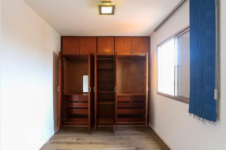 Apartamento à venda com 78m², 3 quartos e 2 vagas Apartamento à venda com 78m², 3 quartos e 2 vagasQuarto 3 Suite Armário