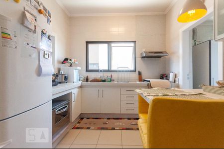 Apartamento à venda com 180m², 4 quartos e 3 vagasCozinha