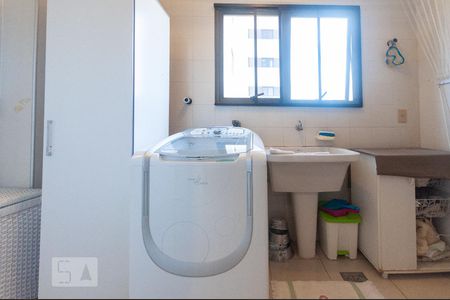 Apartamento à venda com 180m², 4 quartos e 3 vagasLavanderia
