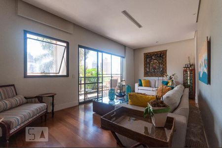 Sala de apartamento à venda com 4 quartos, 180m² em Cambuí, Campinas