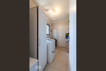 Apartamento à venda com 180m², 4 quartos e 3 vagasLavanderia