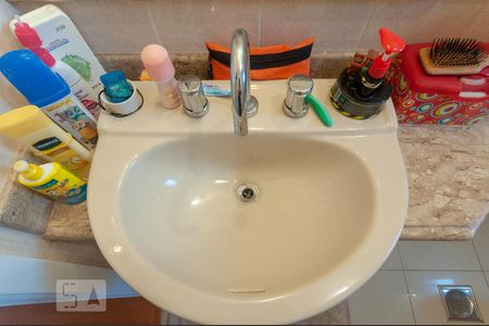 Apartamento à venda com 180m², 4 quartos e 3 vagasBanheiro - Quarto 2 Suíte - Pia