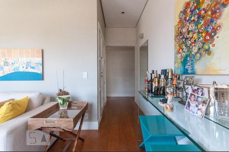 Sala de apartamento à venda com 4 quartos, 180m² em Cambuí, Campinas