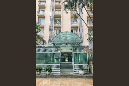 Apartamento para alugar com 124m², 3 quartos e 1 vaga Apartamento para alugar com 124m², 3 quartos e 1 vagaFachada