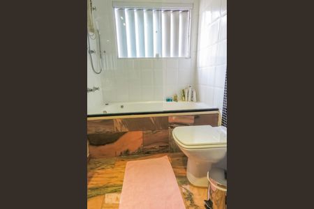 Apartamento para alugar com 124m², 3 quartos e 1 vaga Apartamento para alugar com 124m², 3 quartos e 1 vagaBanheiro suíte 1