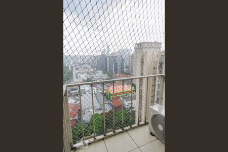 Apartamento para alugar com 124m², 3 quartos e 1 vaga Apartamento para alugar com 124m², 3 quartos e 1 vagaVaranda suíte 3