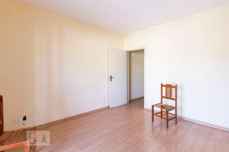 Casa à venda com 181m², 5 quartos e 5 vagasQuarto 3