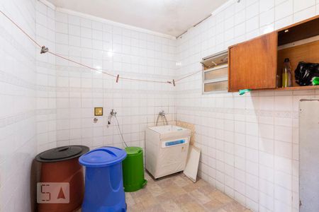 Casa à venda com 181m², 5 quartos e 5 vagasÁrea de serviço 
