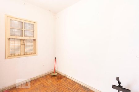 Casa à venda com 181m², 5 quartos e 5 vagasQuarto 5