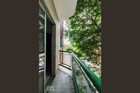 Varanda de kitnet/studio para alugar com 1 quarto, 50m² em Botafogo, Campinas