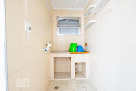 Apartamento à venda com 107m², 3 quartos e 1 vagaÁrea de Serviço