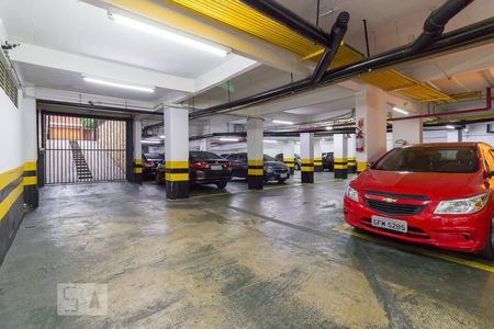 Apartamento para alugar com 135m², 3 quartos e 1 vaga Apartamento para alugar com 135m², 3 quartos e 1 vagaGaragem