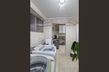 Apartamento para alugar com 135m², 3 quartos e 1 vaga Apartamento para alugar com 135m², 3 quartos e 1 vagaÁrea de Serviço