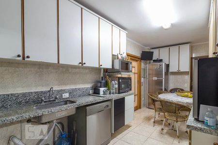 Apartamento para alugar com 135m², 3 quartos e 1 vaga Apartamento para alugar com 135m², 3 quartos e 1 vagaCozinha