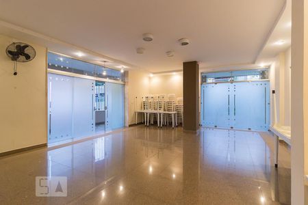Apartamento para alugar com 135m², 3 quartos e 1 vaga Apartamento para alugar com 135m², 3 quartos e 1 vagaSalão de Festas
