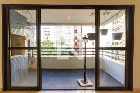 Sacada de apartamento para alugar com 2 quartos, 120m² em Vila Hamburguesa, São Paulo