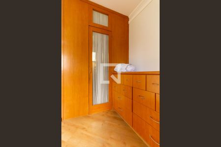 Apartamento para alugar com 120m², 2 quartos e 2 vagasCloset da suíte 1