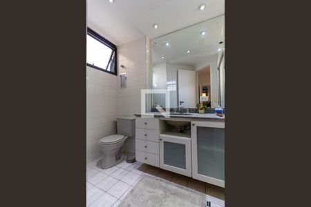 Apartamento para alugar com 120m², 2 quartos e 2 vagasBanheiro da Suíte 2