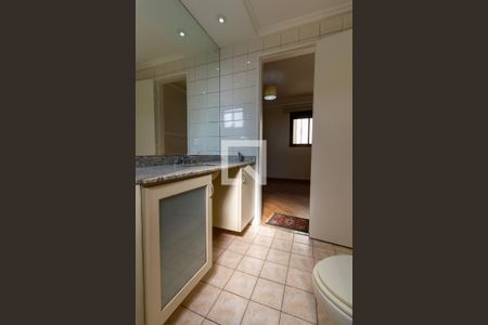 Apartamento para alugar com 120m², 2 quartos e 2 vagasBanheiro da Suíte 1