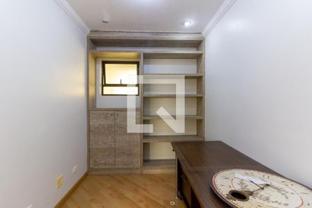 Apartamento para alugar com 120m², 2 quartos e 2 vagasEscritório