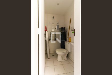 Apartamento para alugar com 120m², 2 quartos e 2 vagasBanheiro de serviço