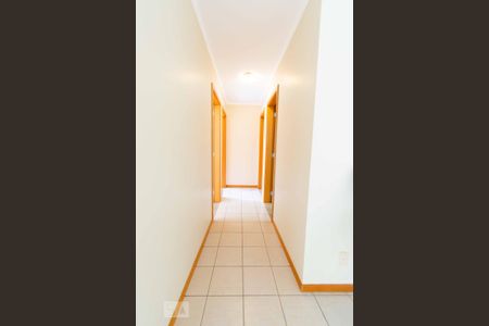 Corredor de apartamento para alugar com 3 quartos, 91m² em Águas Claras, Brasília