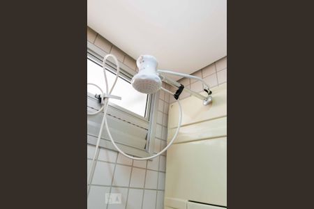 Chuveiro do Banheiro 01 de apartamento para alugar com 3 quartos, 91m² em Águas Claras, Brasília